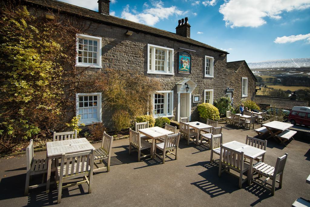 The Assheton Arms Clitheroe Exterior foto